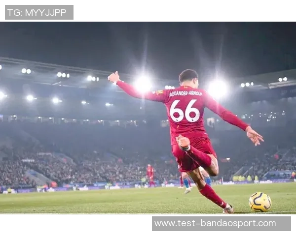 足球四号球衣的传奇故事与背后隐藏的球员精神解析